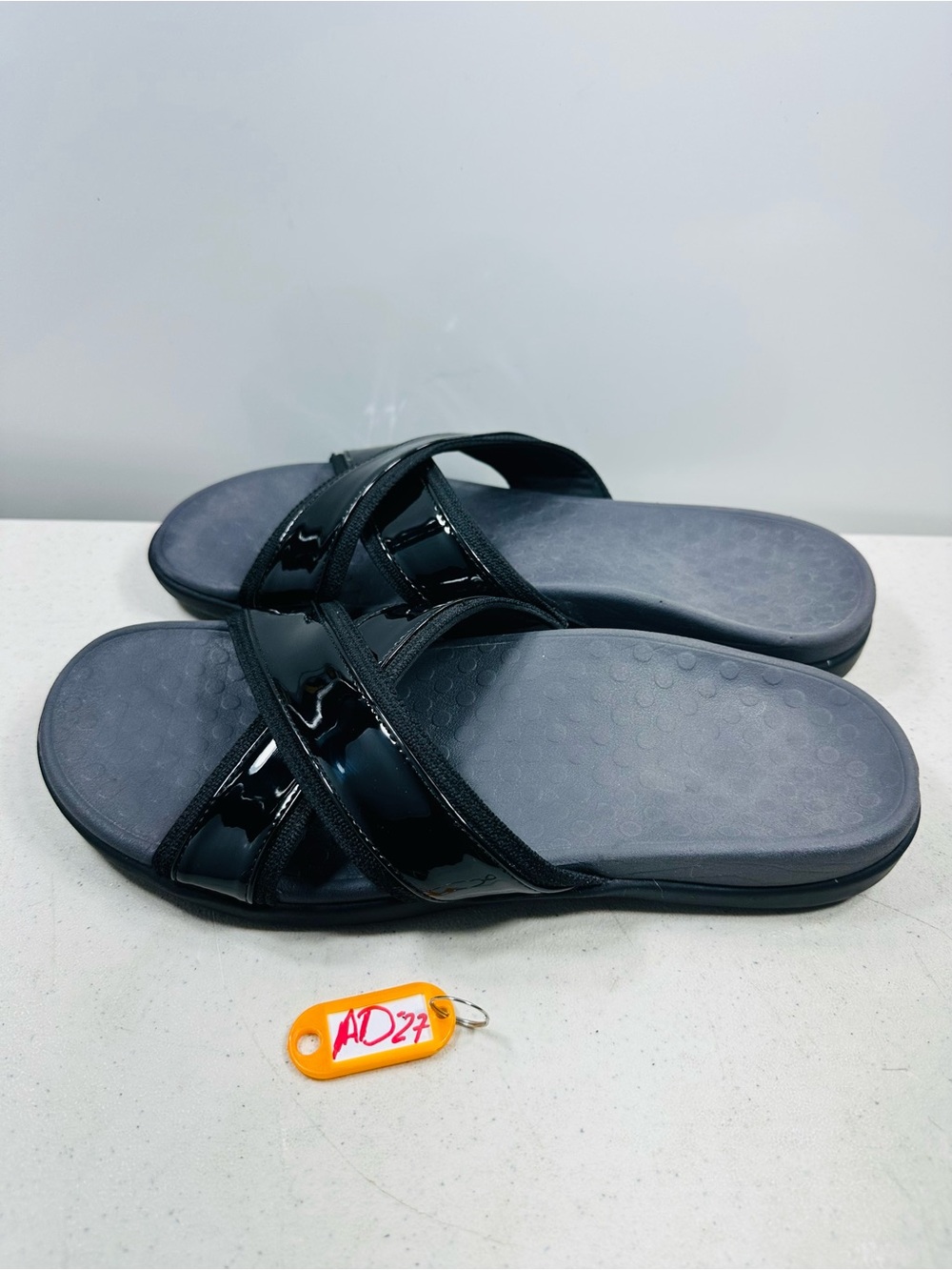 Vionic Merced size 12